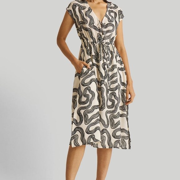 Reistor x Madewell Deep V-neck Gathered Dress in Black Stripes - Picture 4 of 12